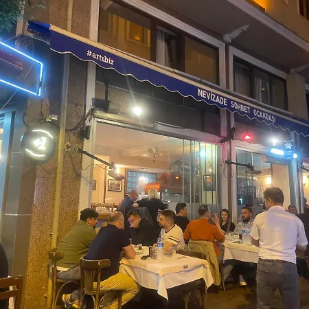מלון Taksim Pera Grand Hisar 3*